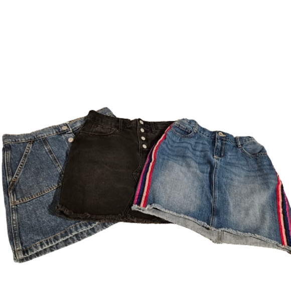 Old Navy Dresses & Skirts - 🎯 Juniors Old Navy and TCP Girls Denim Skirts Lot of 3 Size 14 and Size 16